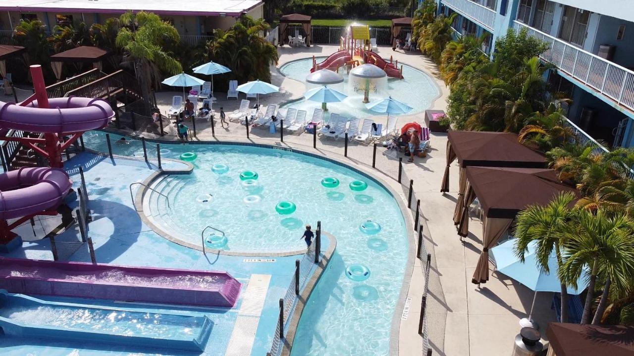 Ramada By Wyndham Flamingo Water Park Hotel Kissimmee Eksteriør billede