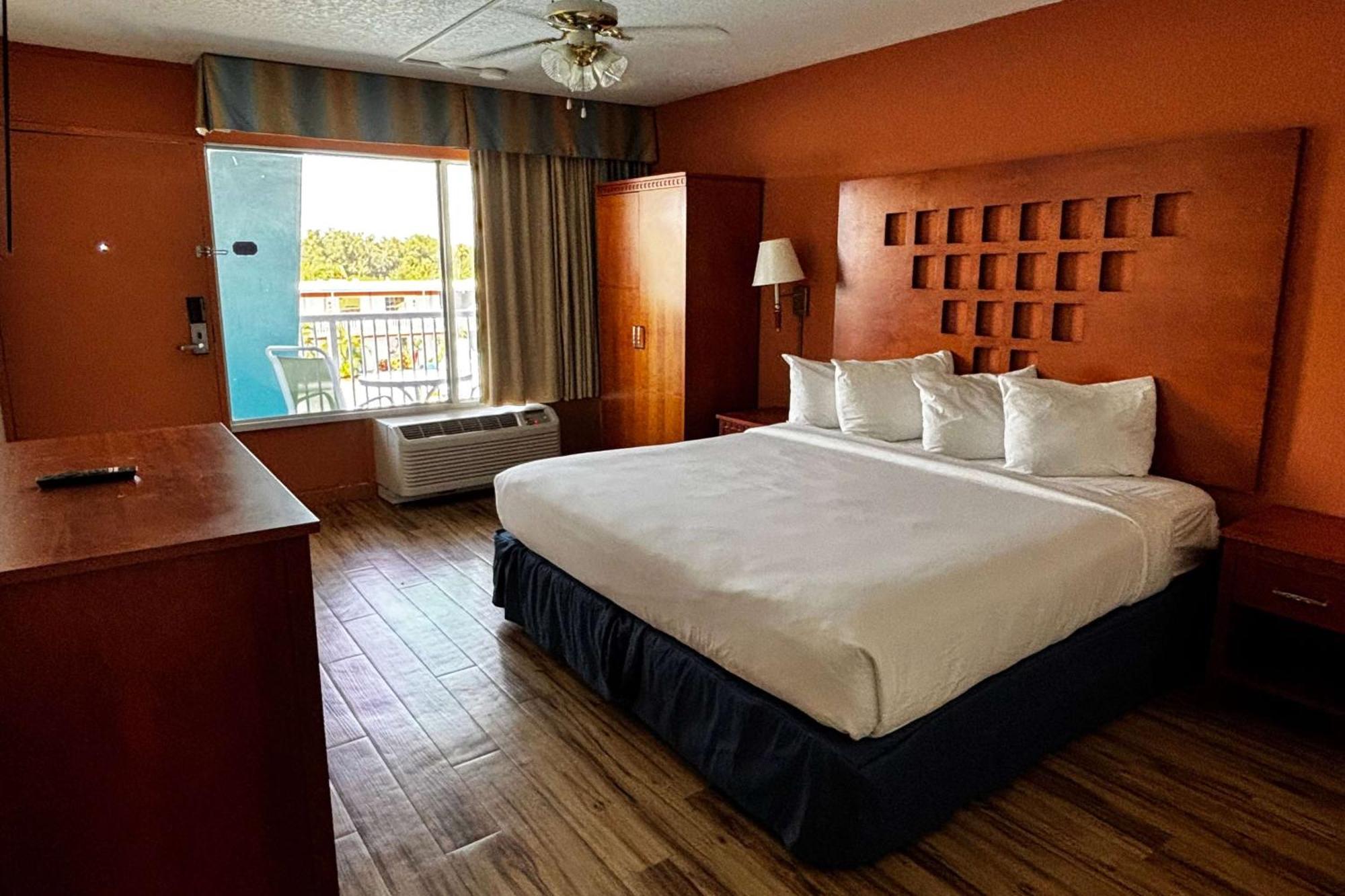 Ramada By Wyndham Flamingo Water Park Hotel Kissimmee Eksteriør billede