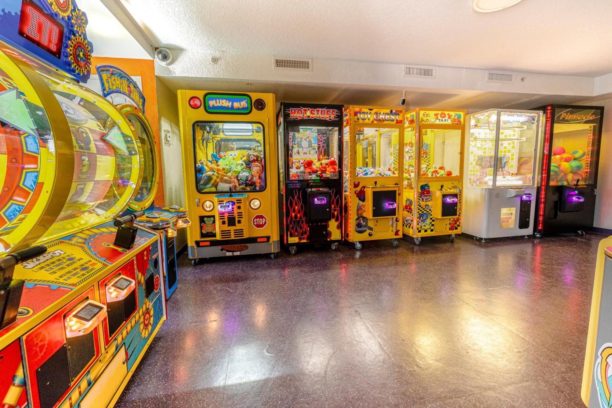 Ramada By Wyndham Flamingo Water Park Hotel Kissimmee Eksteriør billede